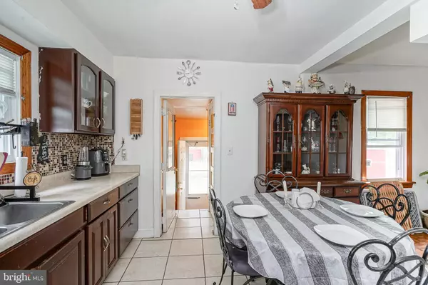 Vineland, NJ 08360,724 E GRAPE ST