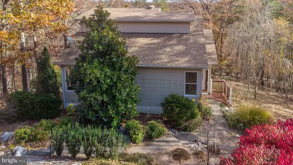 Hedgesville, WV 25427,288 MOHAWK LN