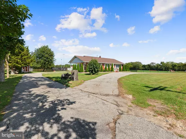 Vineland, NJ 08361,3070 E CHESTNUT AVE
