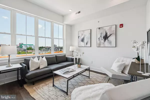 Philadelphia, PA 19123,813 N BROAD ST #UNIT 209