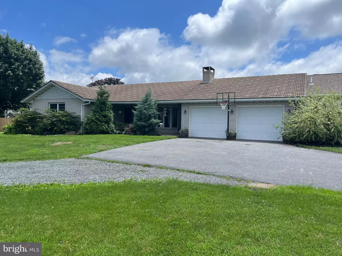 Reading, PA 19606,221 HARTMAN RD