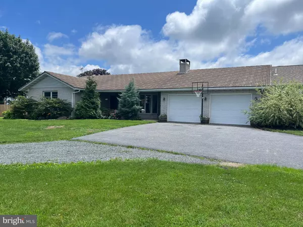 221 HARTMAN RD, Reading, PA 19606