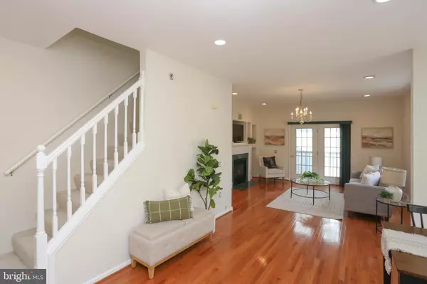 Elkridge, MD 21075,7629 BLUFF POINT LN