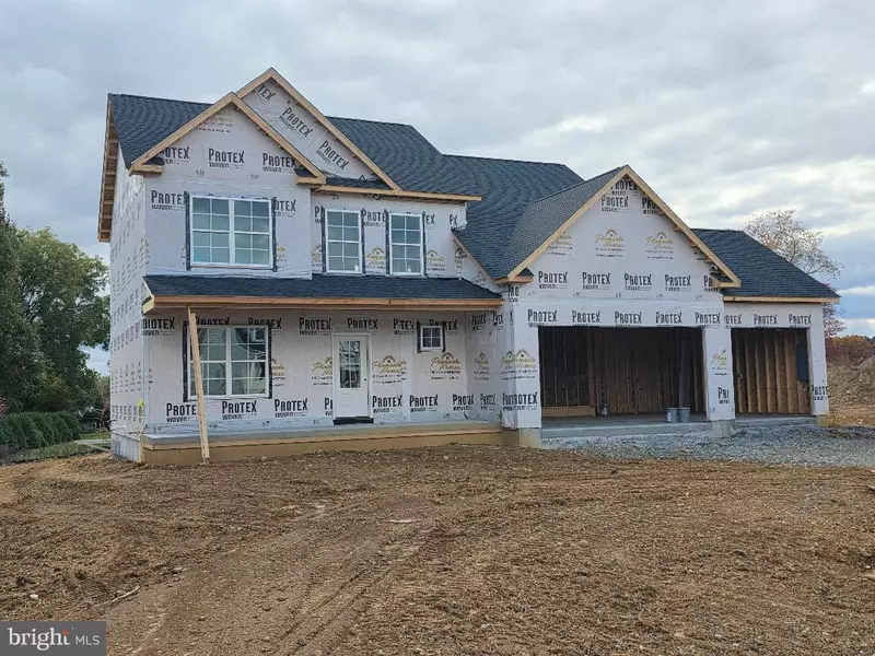 10851 SIERRA DR, Waynesboro, PA 17268