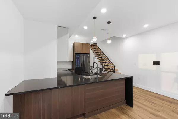 Philadelphia, PA 19121,2713 W MONTGOMERY AVE #B