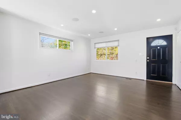 Kensington, MD 20895,3700 EMILY ST