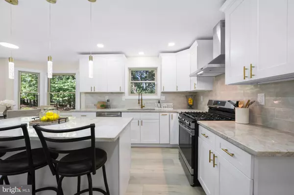 Voorhees, NJ 08043,9 ACORN HILL DR