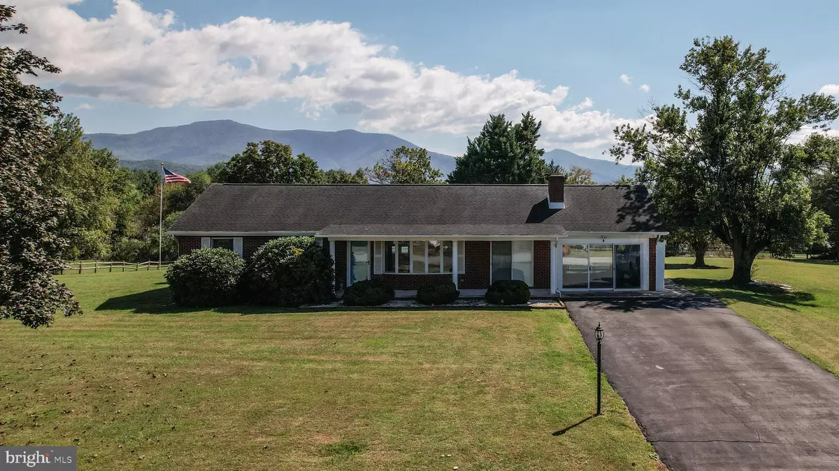 Luray, VA 22835,1 ROWE DR