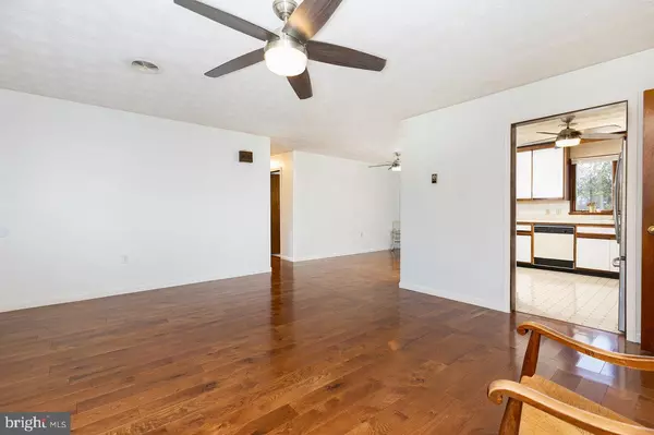 Luray, VA 22835,1 ROWE DR