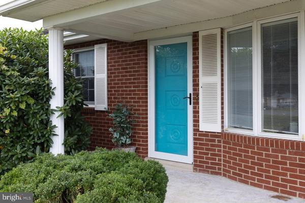 Luray, VA 22835,1 ROWE DR