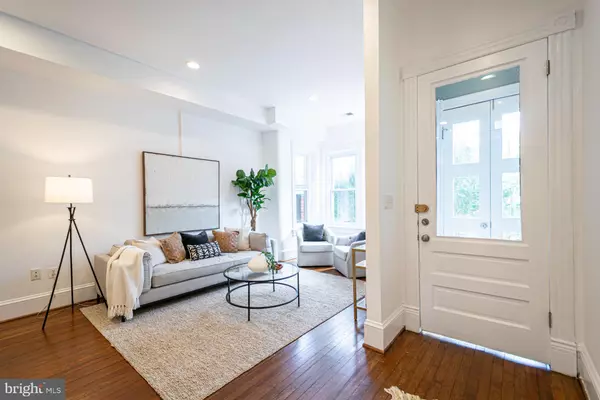 Washington, DC 20009,1117 FAIRMONT ST NW