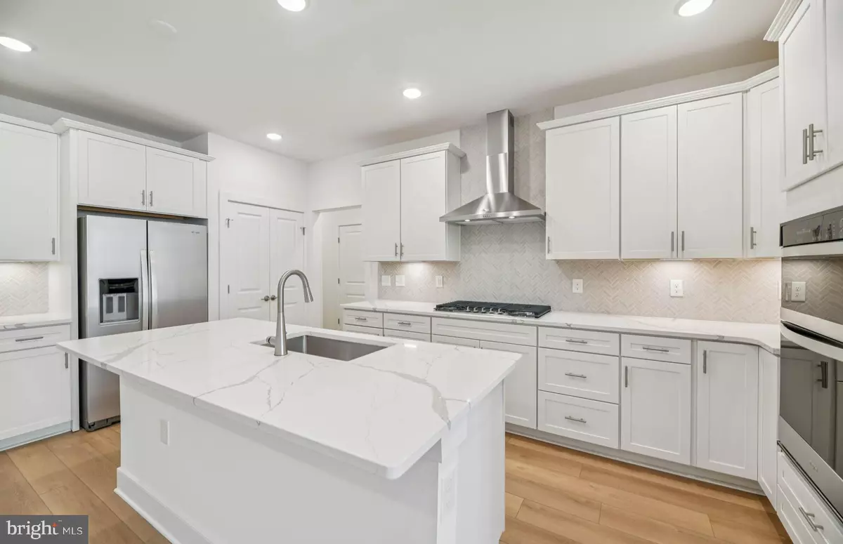 Haymarket, VA 20169,6172 AMBER LN