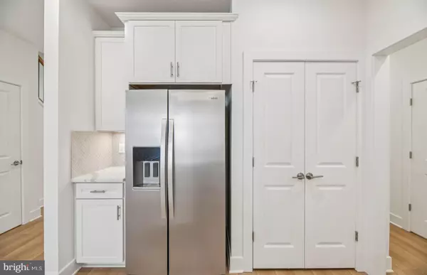 Haymarket, VA 20169,6172 AMBER LN