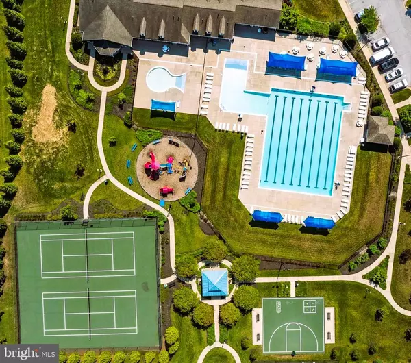 Glen Burnie, MD 21060,713 RAVEN GRN