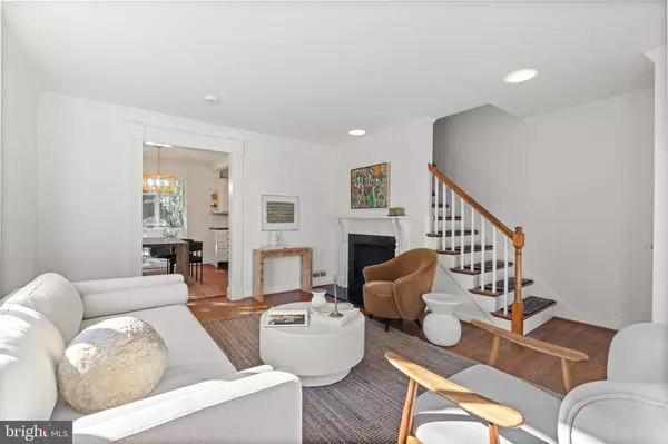 Alexandria, VA 22301,307 E OXFORD AVE #1/2