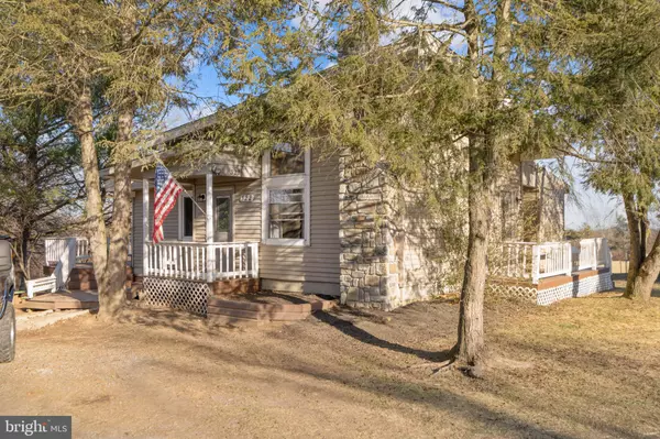 Cross Junction, VA 22625,322 MASTERS DR