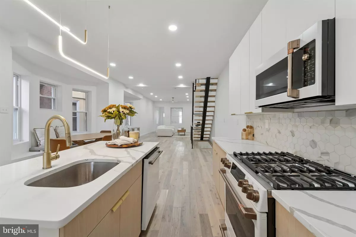 Philadelphia, PA 19143,1203 S WILTON ST