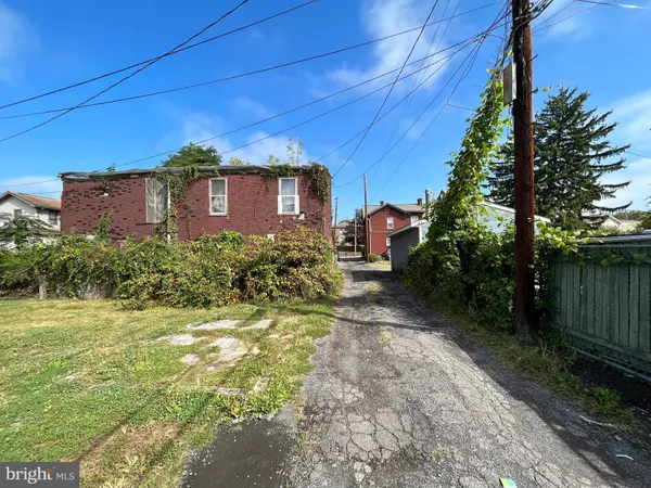 Cumberland, MD 21502,6 RACE ST