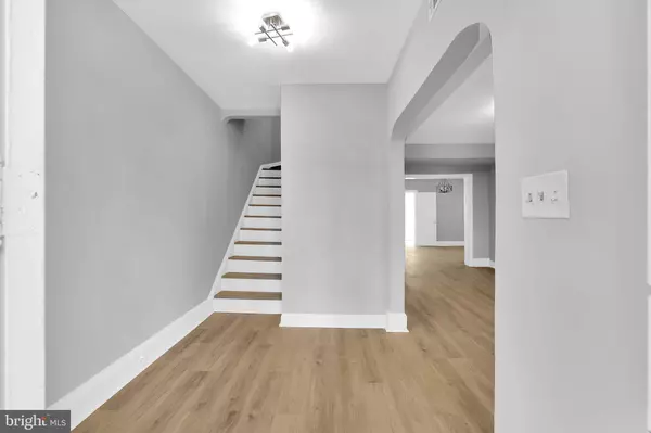 Washington, DC 20010,1446 PARKWOOD PL NW #A