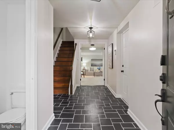 Falls Church, VA 22044,3001 FEDERAL HILL DR