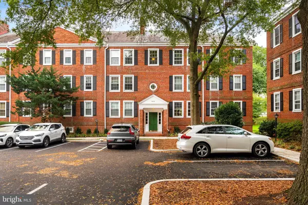 Arlington, VA 22206,3050 S BUCHANAN ST #C1