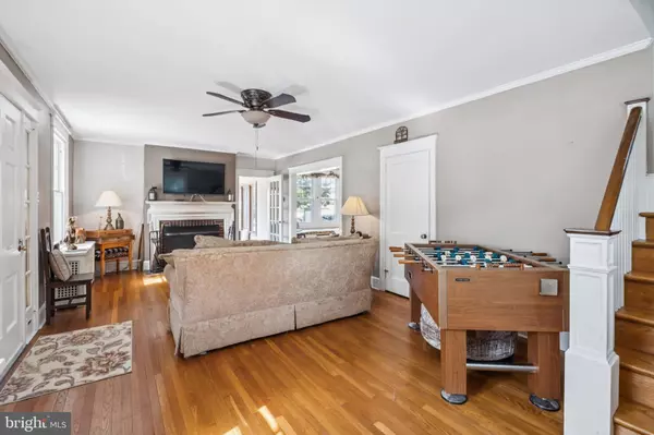 Philadelphia, PA 19111,401 HARTEL AVE