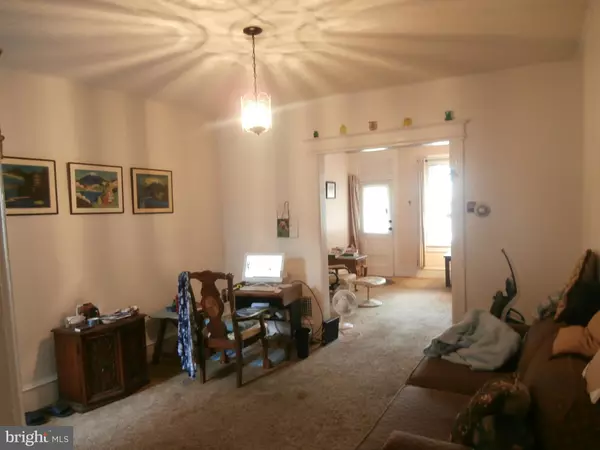 Trenton, NJ 08629,657 S OLDEN AVE