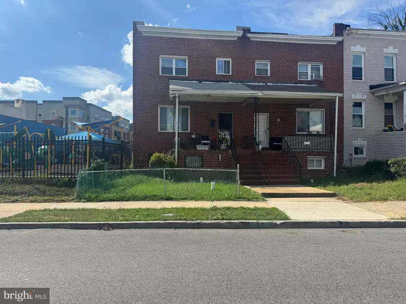 2214 N MONROE ST, Baltimore, MD 21217