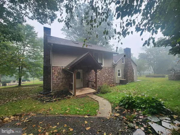 232 MANSION HOUSE RD, Manheim, PA 17545