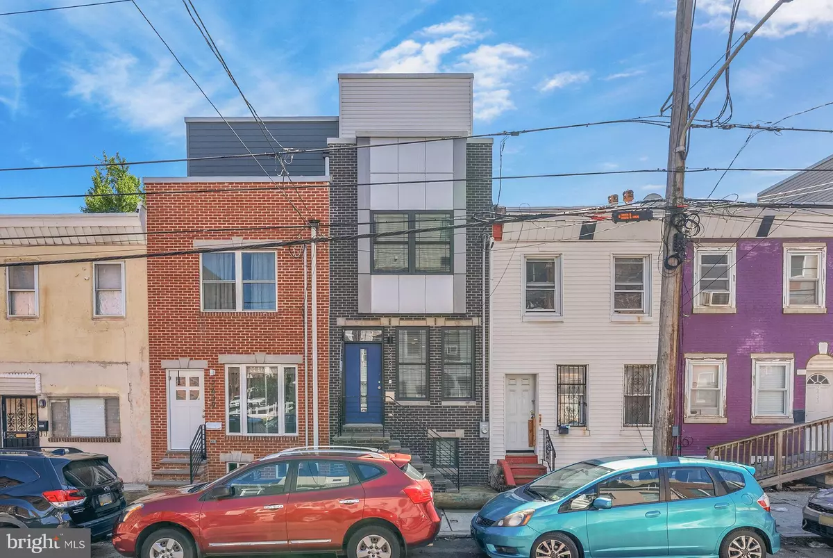 Philadelphia, PA 19125,2437 JASPER ST