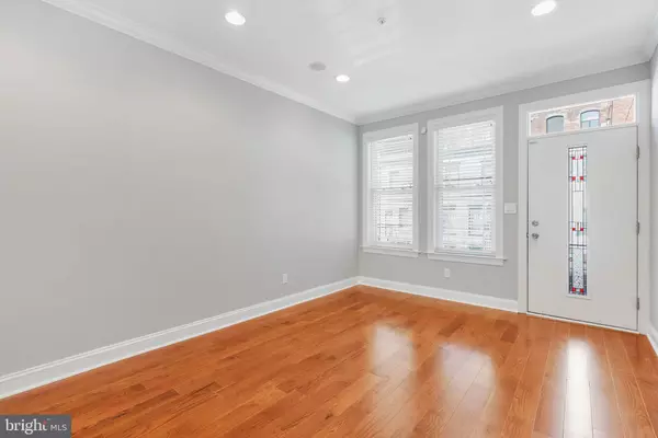 Philadelphia, PA 19125,2437 JASPER ST