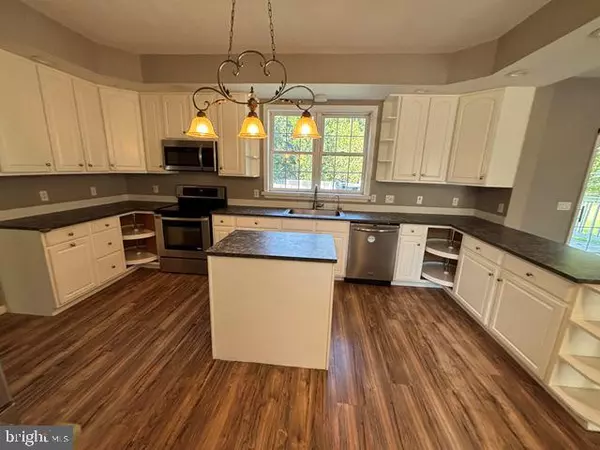 Swedesboro, NJ 08085,788 PAULSBORO RD