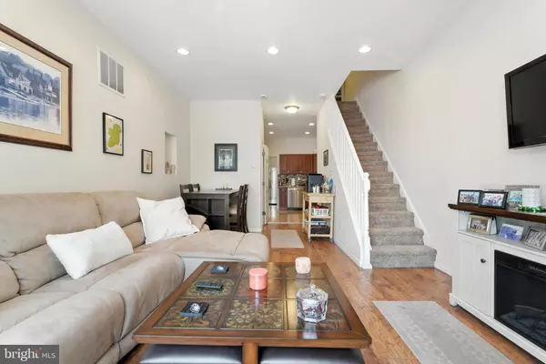Philadelphia, PA 19148,314 GLADSTONE ST