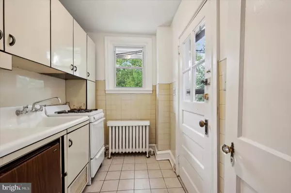 Philadelphia, PA 19124,5118 OAKLAND ST