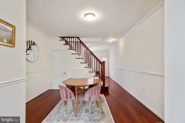 Philadelphia, PA 19147,914 S FAIRHILL ST