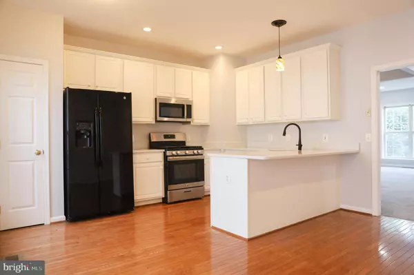 Alexandria, VA 22312,6324 LOCUST TREE LN