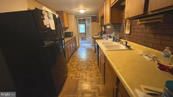 Augusta, WV 26704,4593 OLD MARTINSBURG RD