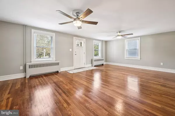 Mount Holly, NJ 08060,76 BRANCH ST