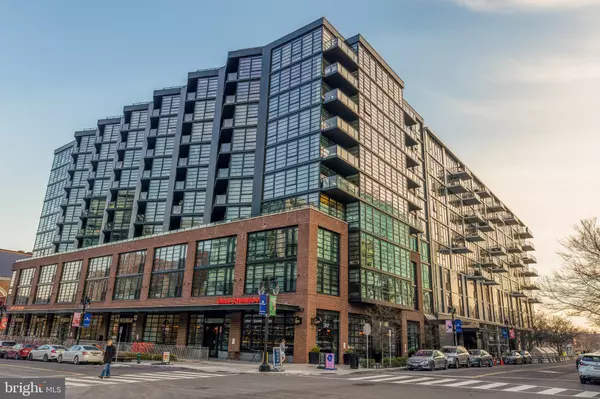 Washington, DC 20003,1300 4TH ST SE #715