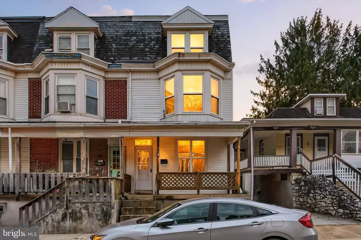 York, PA 17404,1206 W POPLAR ST