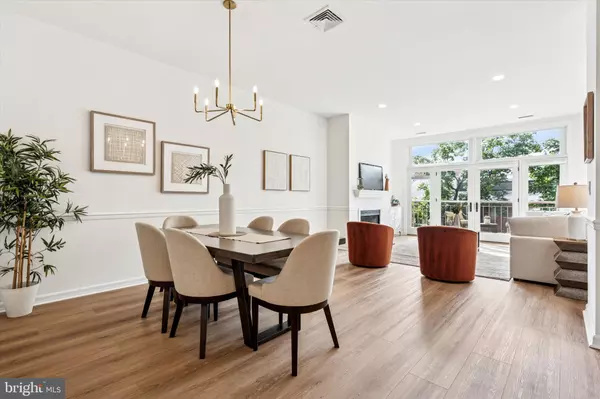 Philadelphia, PA 19146,2138-42 LOMBARD ST #3A