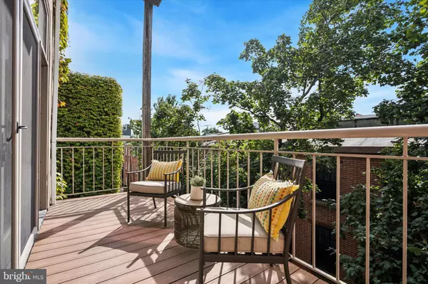 Philadelphia, PA 19146,2138-42 LOMBARD ST #3A