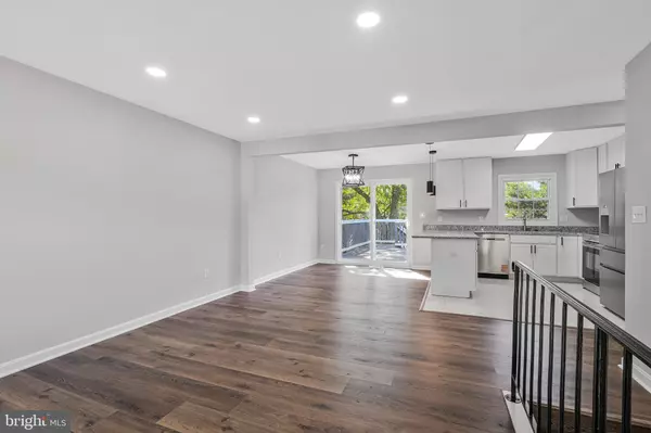 Waldorf, MD 20602,221 BRENT RD