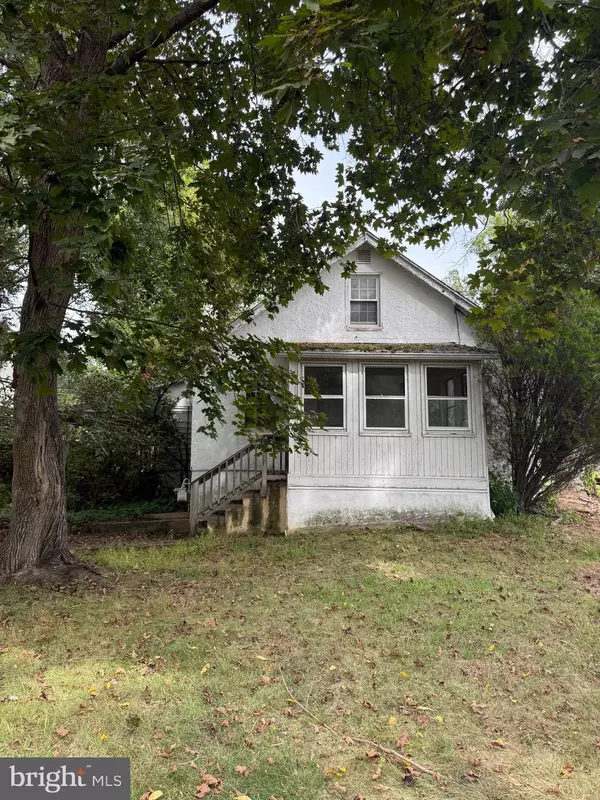 Abington, PA 19001,2951 MADISON AVE