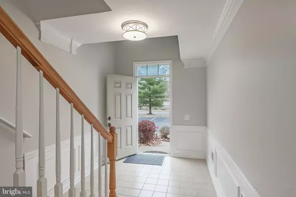 Centreville, VA 20120,5280 JULE STAR DR