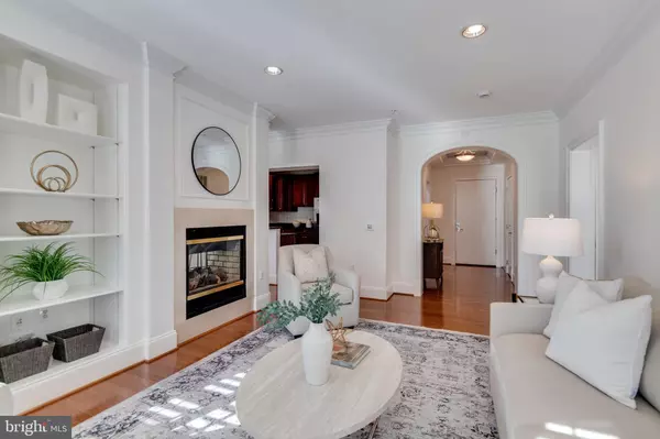 Alexandria, VA 22314,635 FIRST ST #404