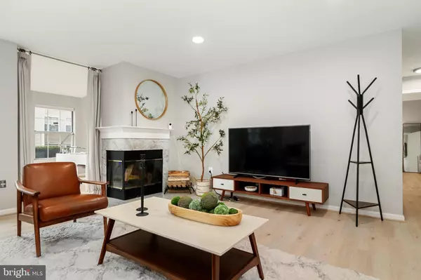 Centreville, VA 20120,5628 WILLOUGHBY NEWTON DR #15