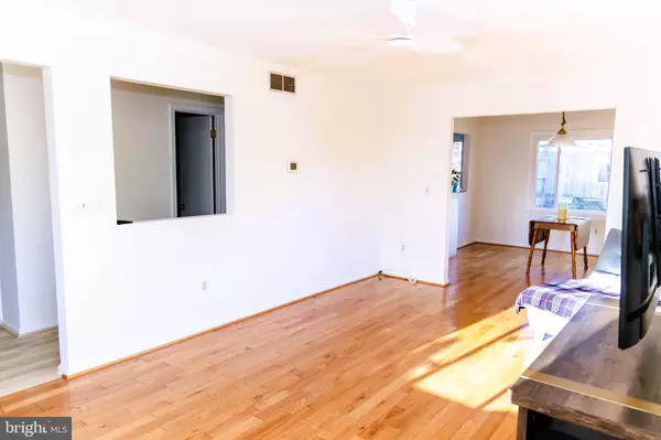 Edgewater, MD 21037,1802 LAUREL RD