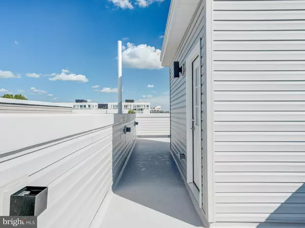 Philadelphia, PA 19122,1702 N ORIANNA ST