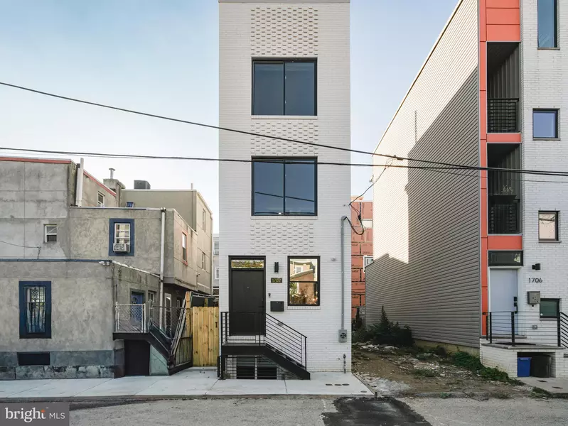 1702 N ORIANNA ST, Philadelphia, PA 19122